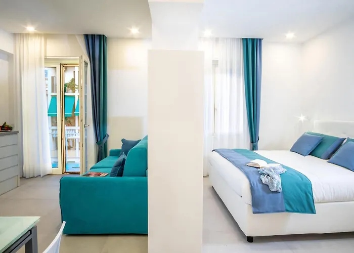 Sorrentovibes - Family In Centre Apartment Sorrento