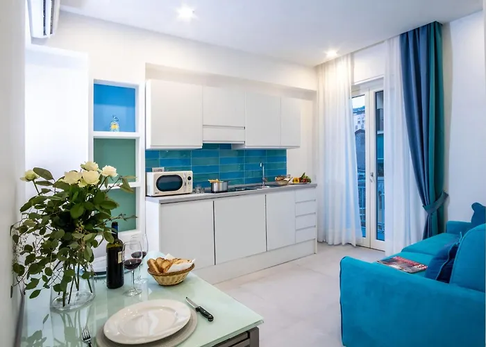 Sorrentovibes - Family In Centre Apartment